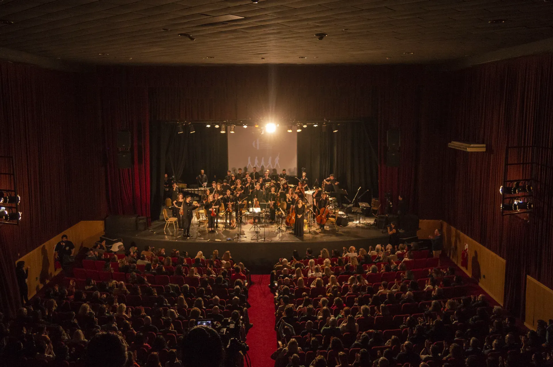 Sala llena en un concierto de la orquesta